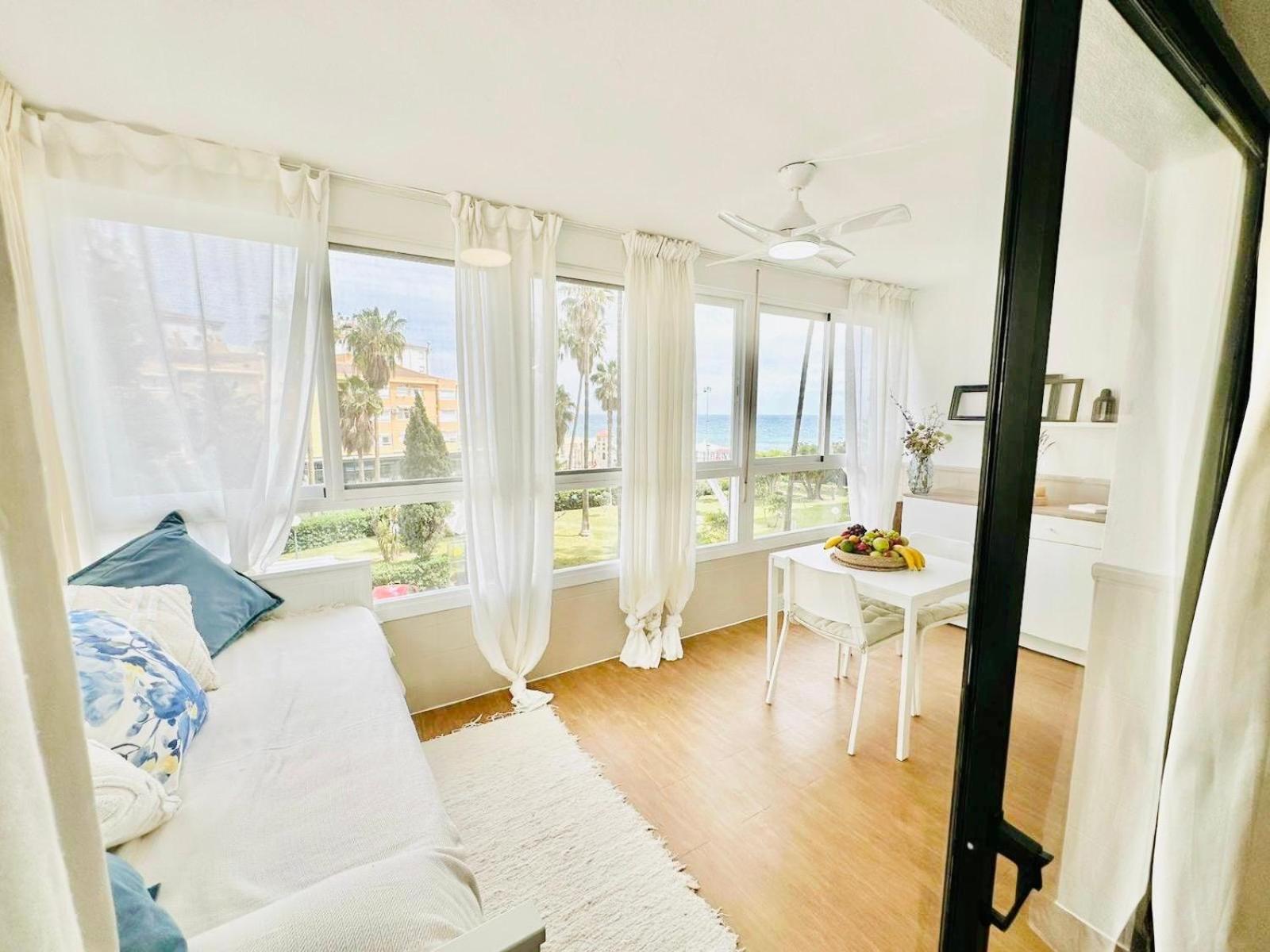 Estudio Pepa Luna Algarrobo Beach Málaga Exterior foto